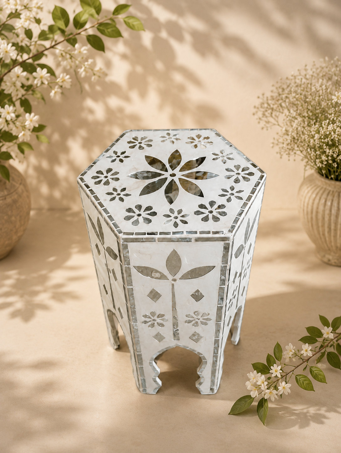 20 PAISA MIRROR TABLE